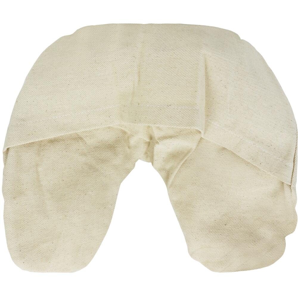 Helles, halbkreisförmiges Kissen mit Überwurf aus Stoff.