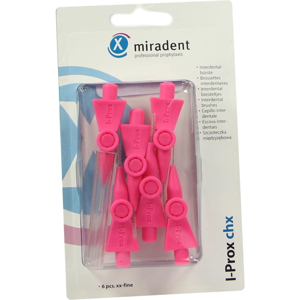 Eine Packung mit sechs pinken Interdentalbürsten von miradent.