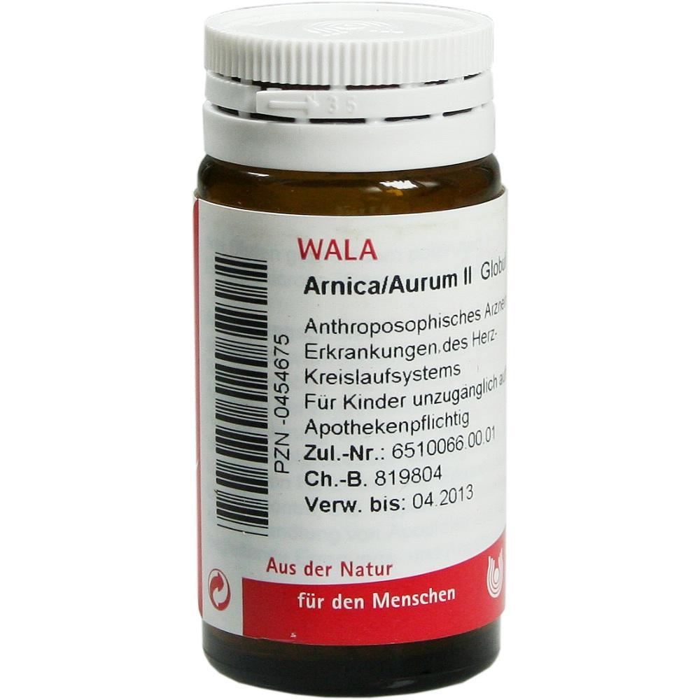 Braunes Fl&auml;schchen mit Etikett f&uuml;r hom&ouml;opathische Globuli, Arzneimittelkennzeichnung sichtbar.