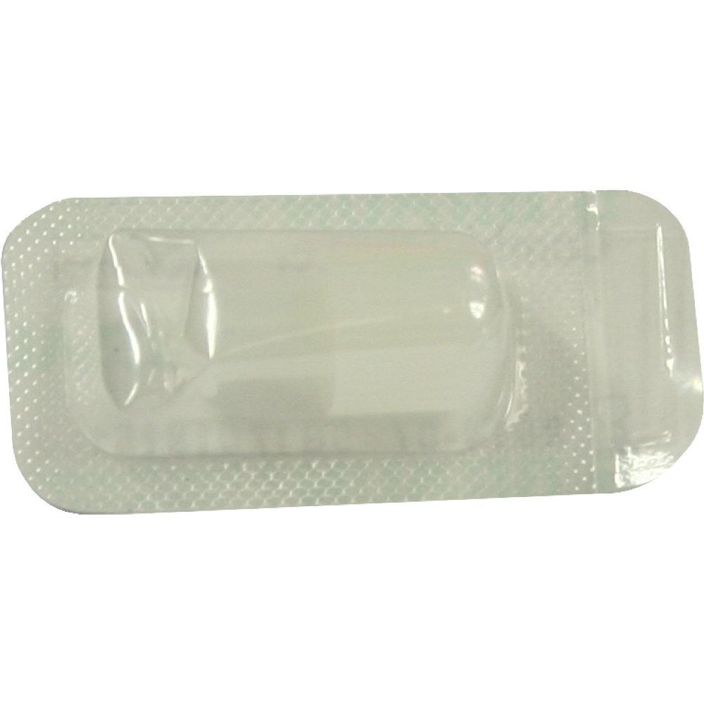 Eine wei&szlig;e Kapsel in einer transparenten Blisterverpackung.