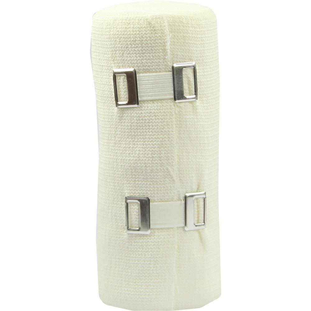 Eine weiße, zusammengerollte elastische Bandage mit zwei Metallklammern.