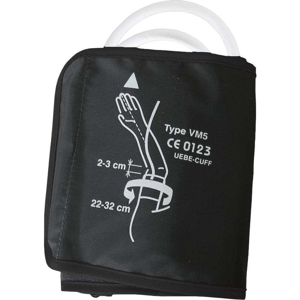 Schwarze Manschette mit Anweisungen zur Anwendung am Oberarm.