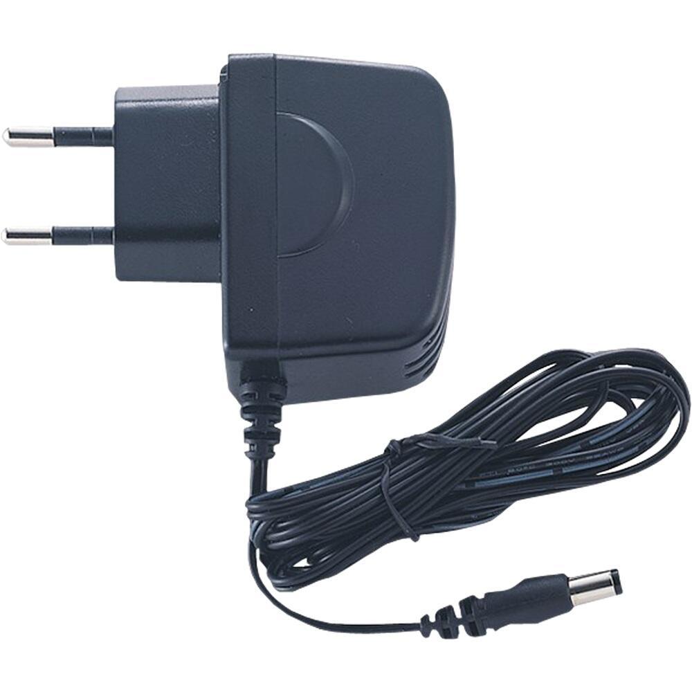 Schwarzes Netzteil mit Stecker und Kabel.