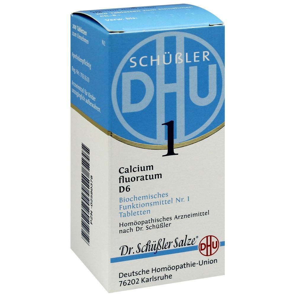 Eine Schachtel mit Schüßler-Salz Tabletten, Calcium fluoratum D6.