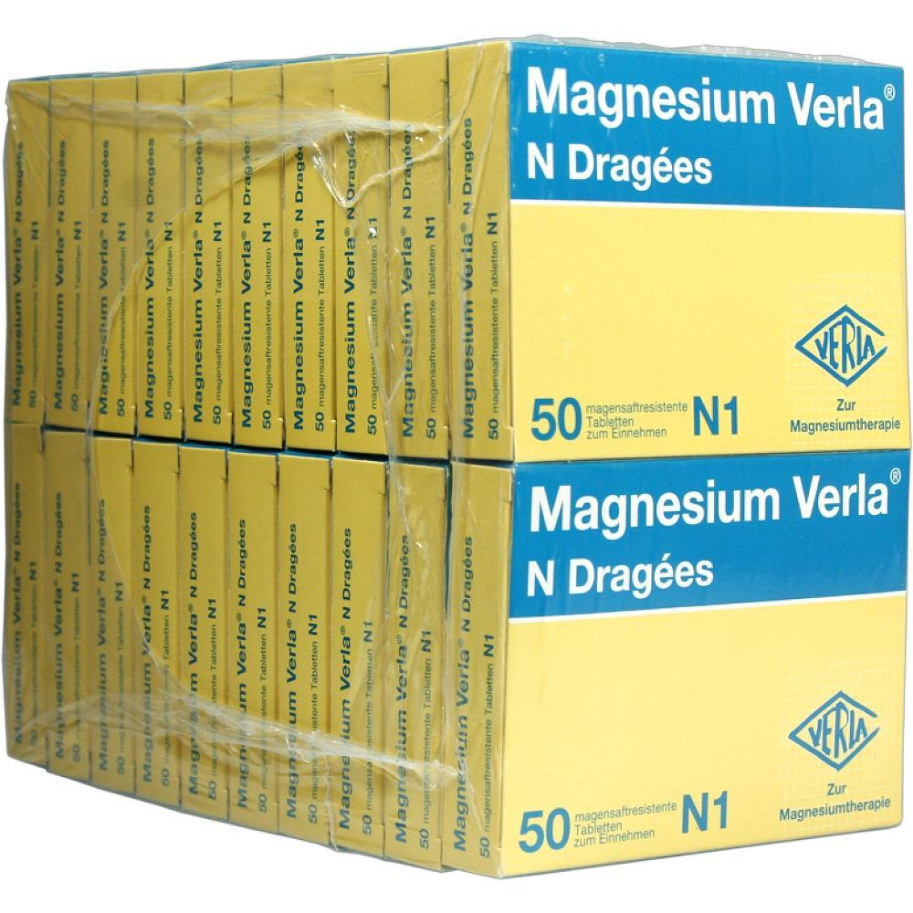 Mehrere gelb-blaue Packungen "Magnesium Verla N Drag&eacute;es" in Folie verpackt.