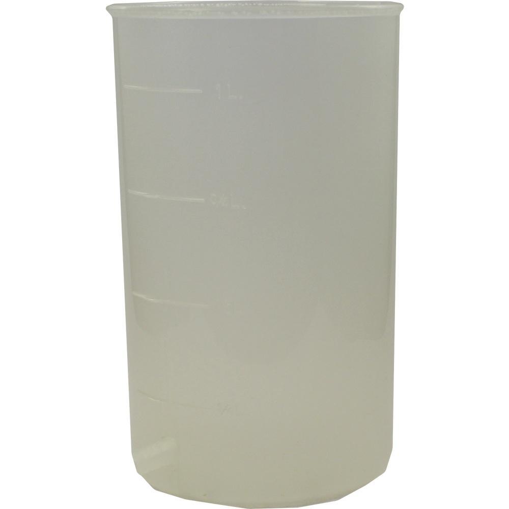 Ein durchsichtiger Messbecher mit Messstrichen auf der Seite.