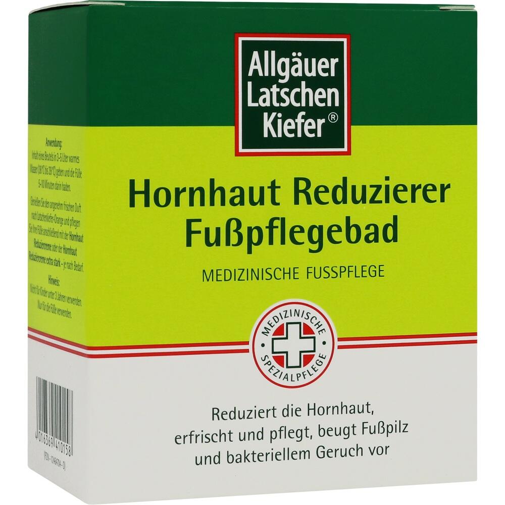Grüne Verpackung eines Fußpflegebads, das Hornhaut reduziert.