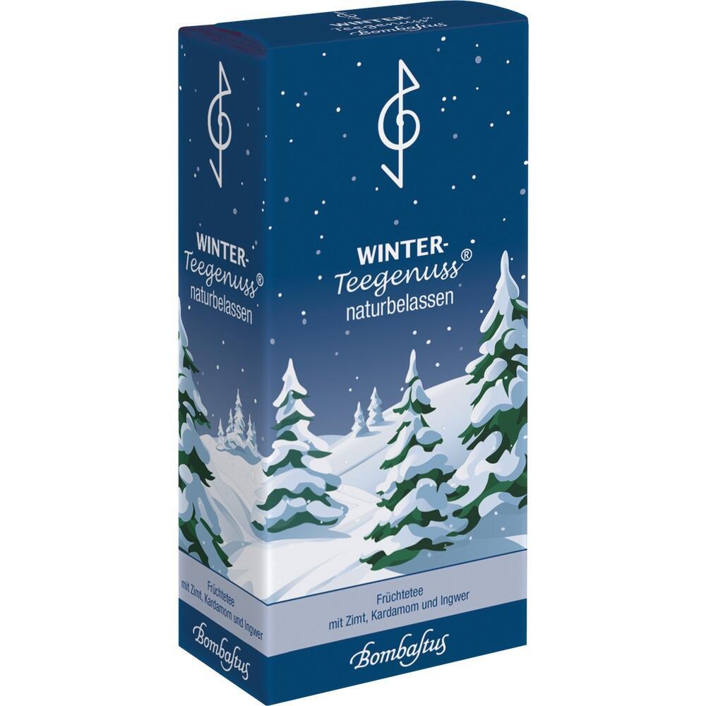 Eine Teepackung mit winterlicher Schneelandschaft und Tannenb&auml;umen.