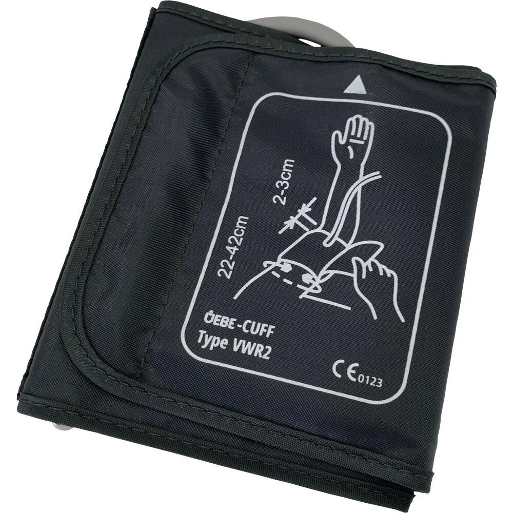 Eine Blutdruckmanschette mit aufgedruckter Anlegeanleitung.
