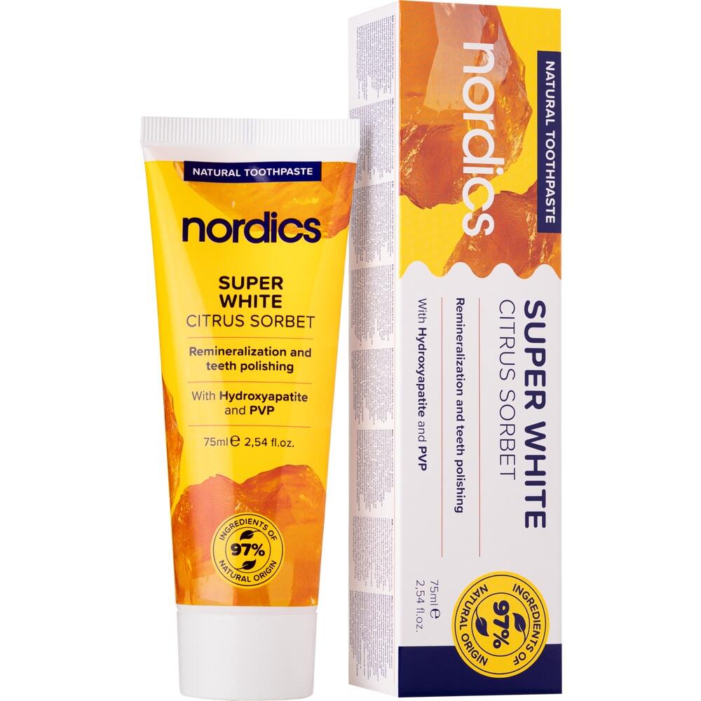 Gelbe Zahnpasta-Tube und Schachtel mit der Aufschrift "Nordics Super White Citrus Sorbet".